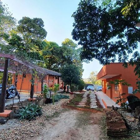 Ct Vila Raiza Goulao ปิเรนนอโปลิส ภายนอก รูปภาพ