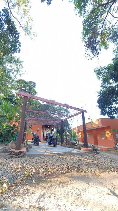 Ct Vila Raiza Goulao ปิเรนนอโปลิส ภายนอก รูปภาพ